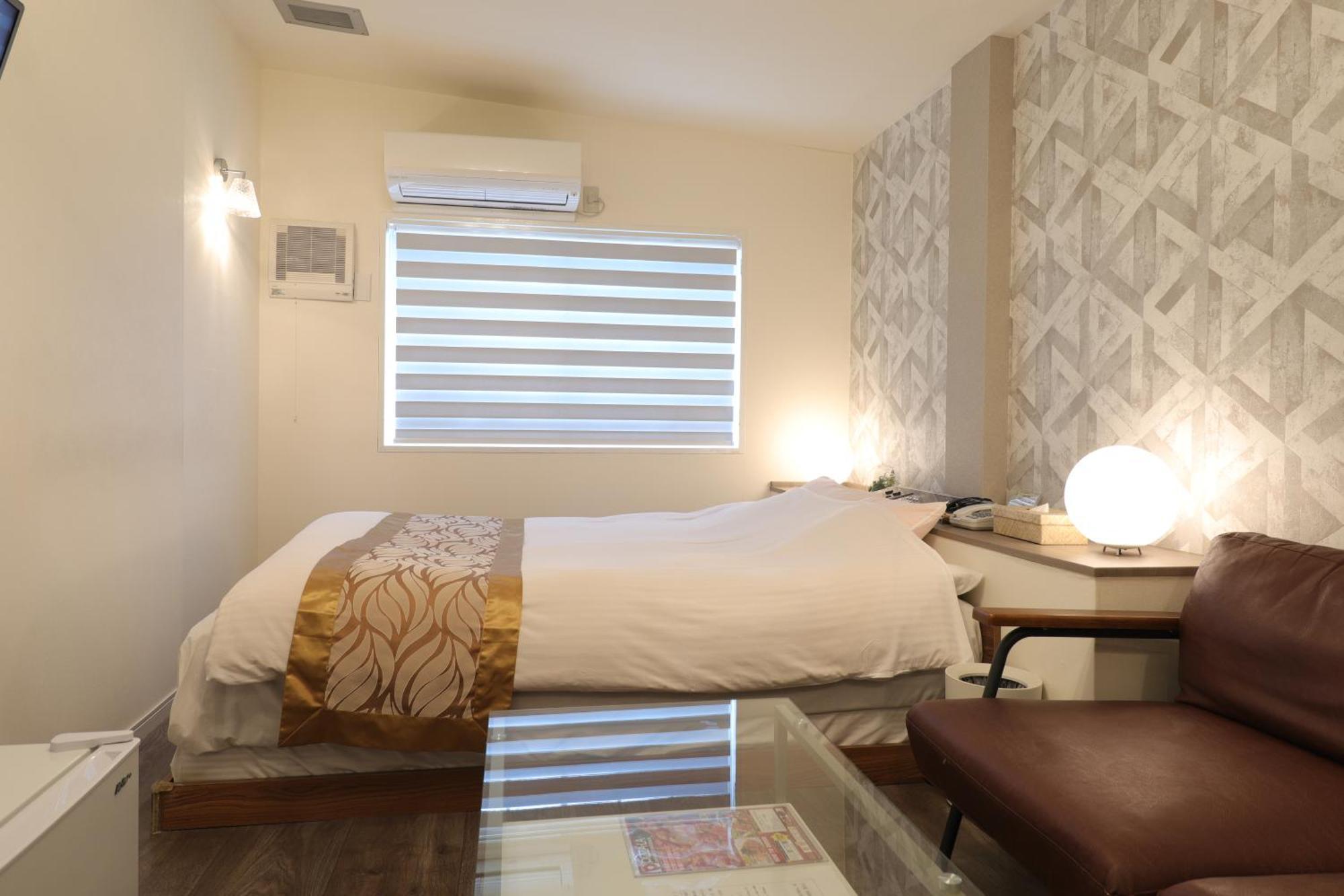天然個室温泉 HOTEL Lafonteine 諏訪 诹访市 外观 照片