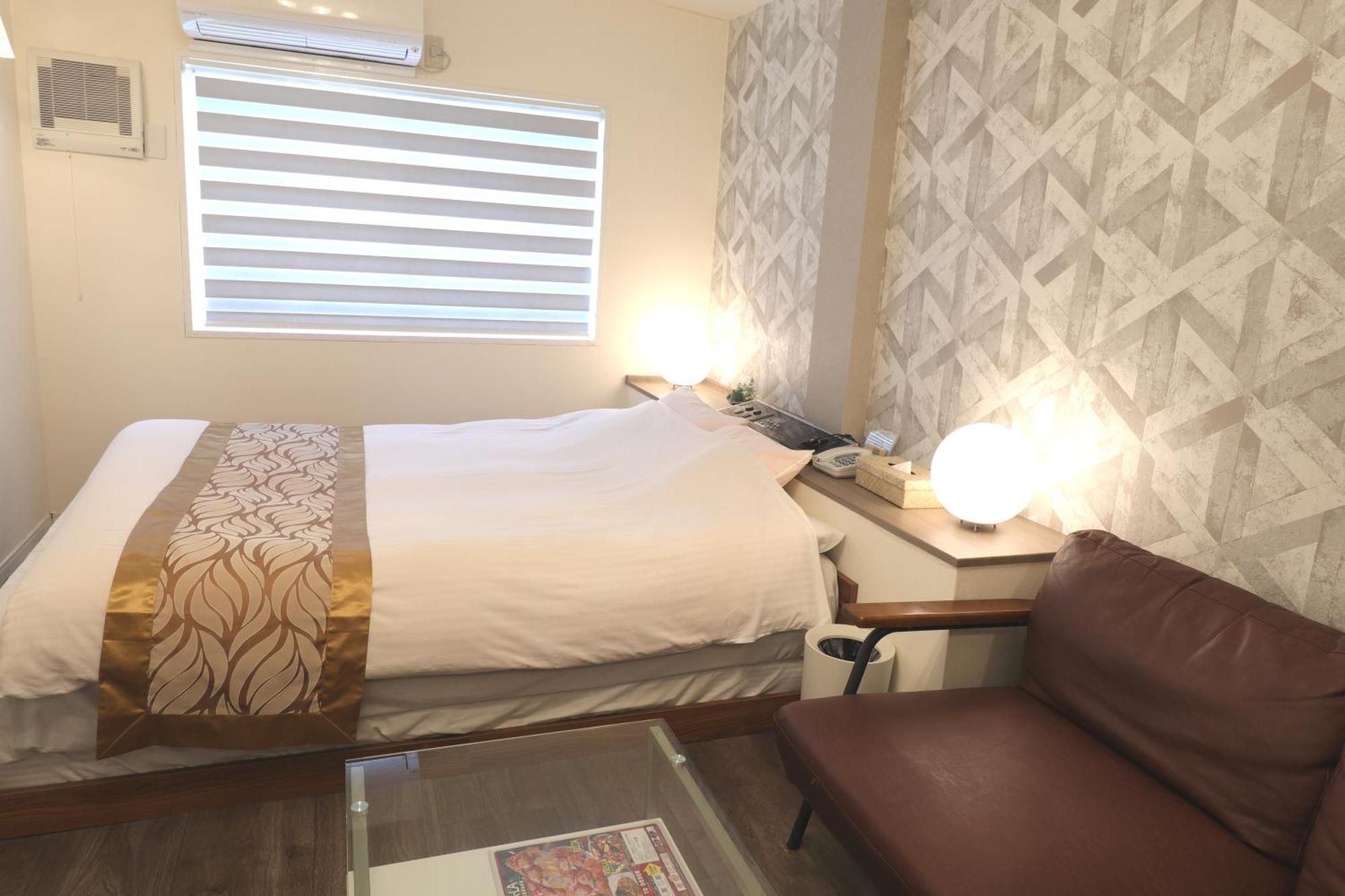 天然個室温泉 HOTEL Lafonteine 諏訪 诹访市 外观 照片