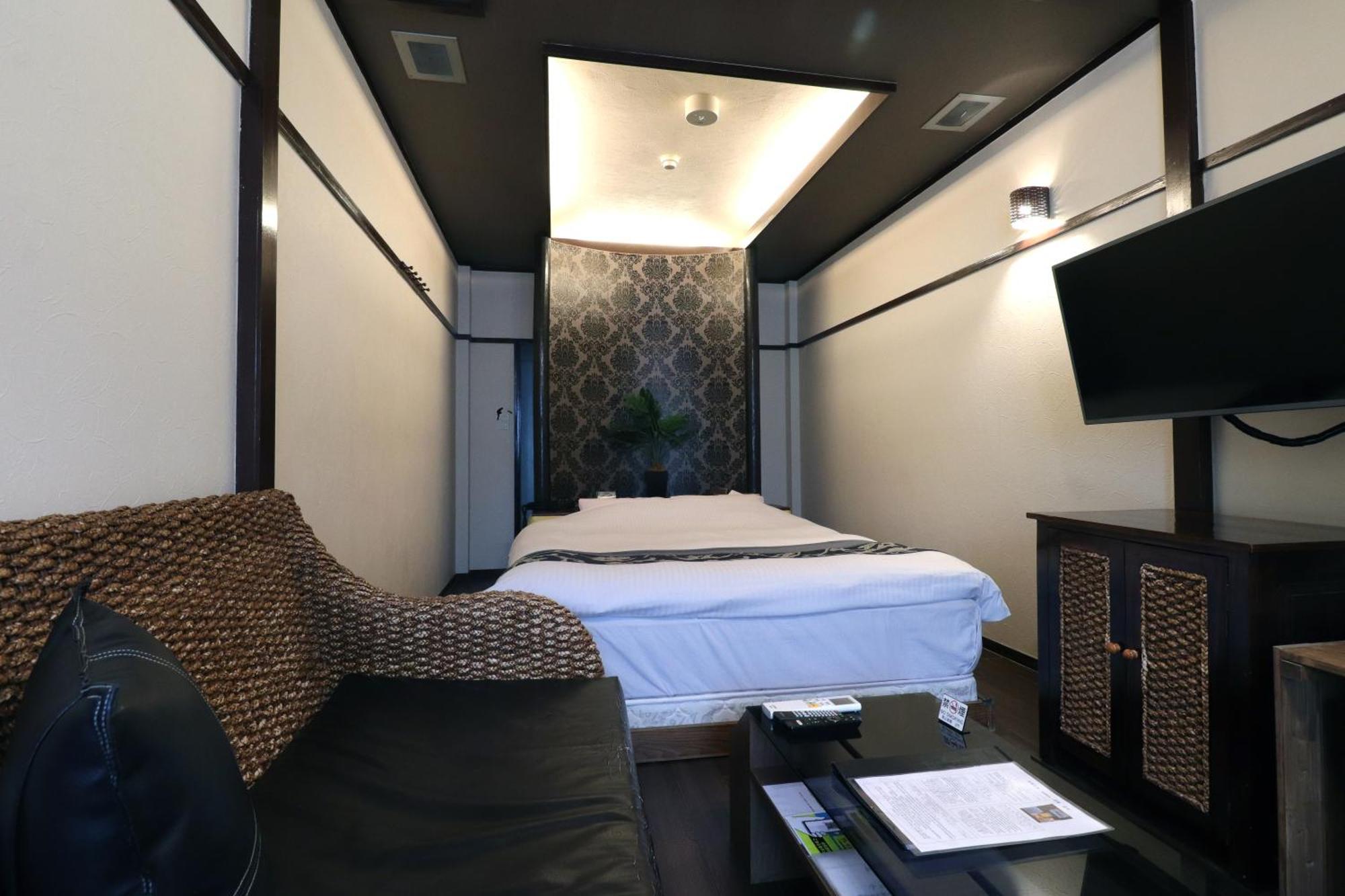 天然個室温泉 HOTEL Lafonteine 諏訪 诹访市 外观 照片